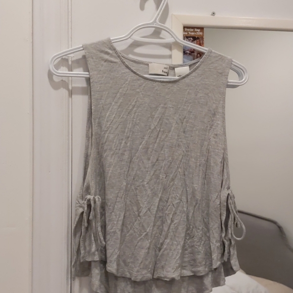 Aritzia/Wilfred tank top - Picture 1 of 1